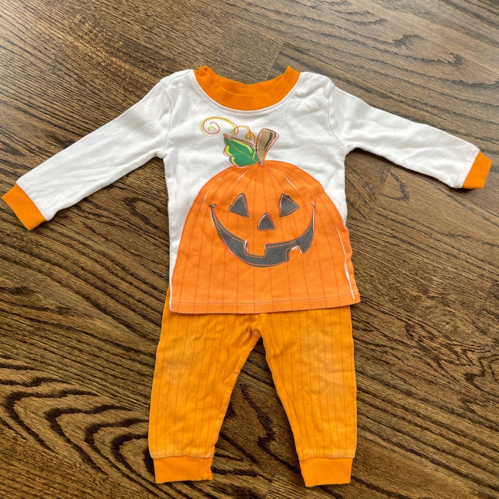 9-12 Month Adorable Halloween Pajamas